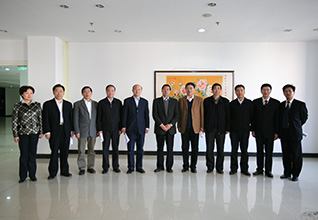 國家質(zhì)檢總局局長王勇、副局長支樹平、紀(jì)檢組長王煒、總工程師張綱在&ldquo;全國質(zhì)量知識競賽&rdquo;復(fù)賽現(xiàn)場親切接見中國質(zhì)量檢驗(yàn)協(xié)會秘書長張軍、秘書長助理張明